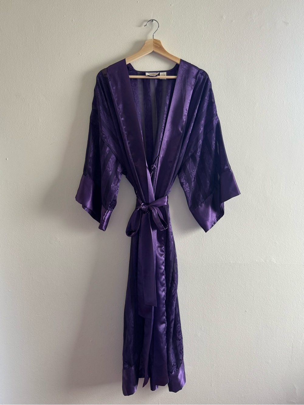 Vintage Victorias Secret Gold Label robe purple sheer striped floral small